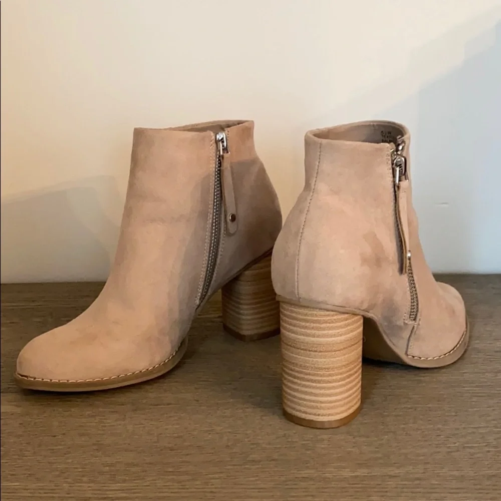 Dolce Vita Blush Suede Ankle Boots